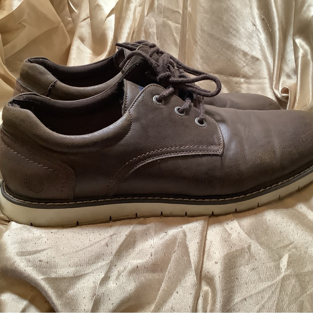 Chaps Men's Riccardo Flexx LaceUp Casual Dress Shoe Comfort Foam Size 10.5